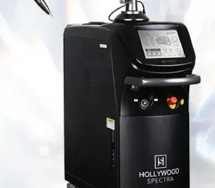 Peko Beauty 中心內嘅 Hollywood Spectra™ 儀器